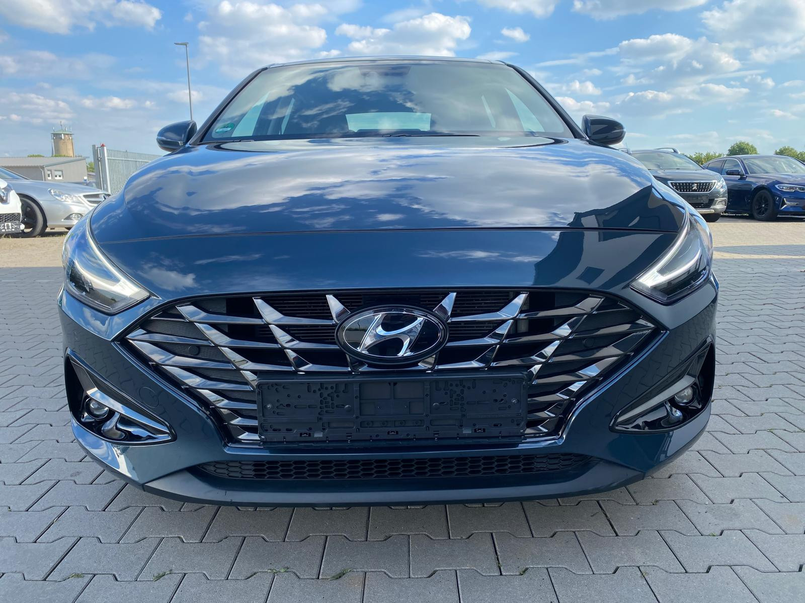 Hyundai i30 Prime/NAVI/PANO/R-KAM/Komfort-Paket Prime/NAVI/PANO/R-KAM/Komfort-Paket - Bild 3
