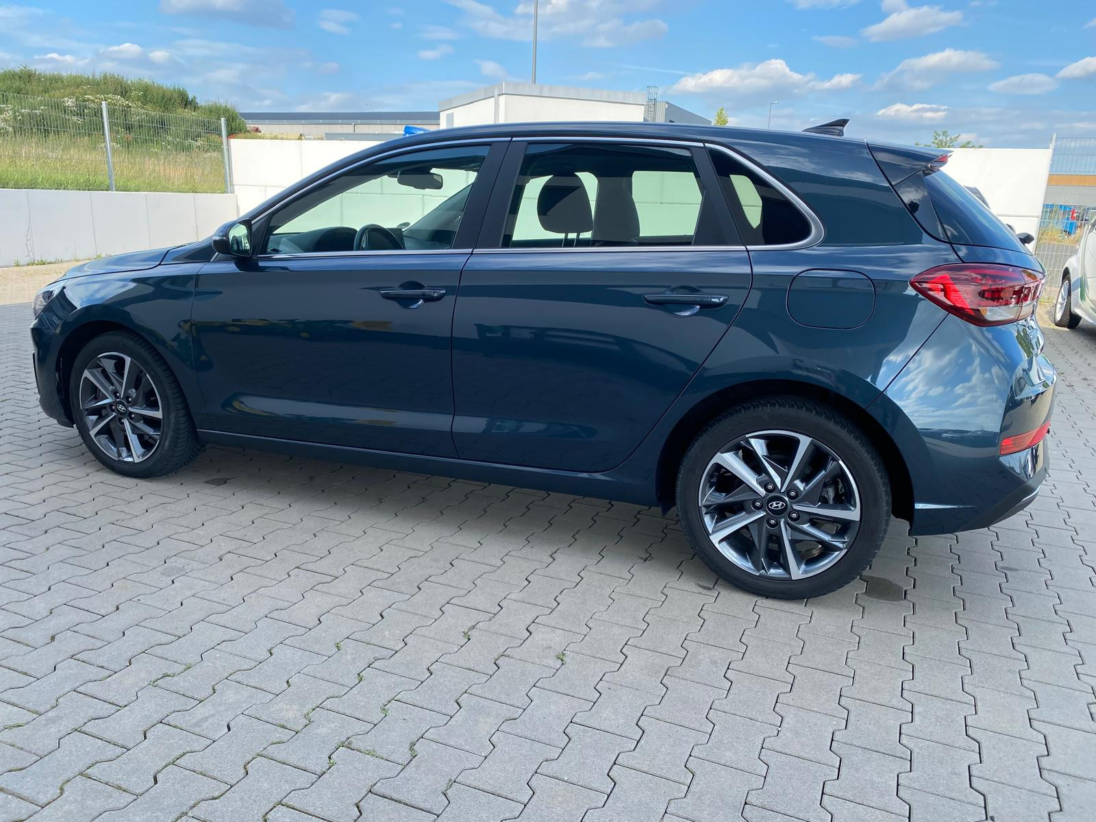 Hyundai i30 Prime/NAVI/PANO/R-KAM/Komfort-Paket Prime/NAVI/PANO/R-KAM/Komfort-Paket - Bild 7