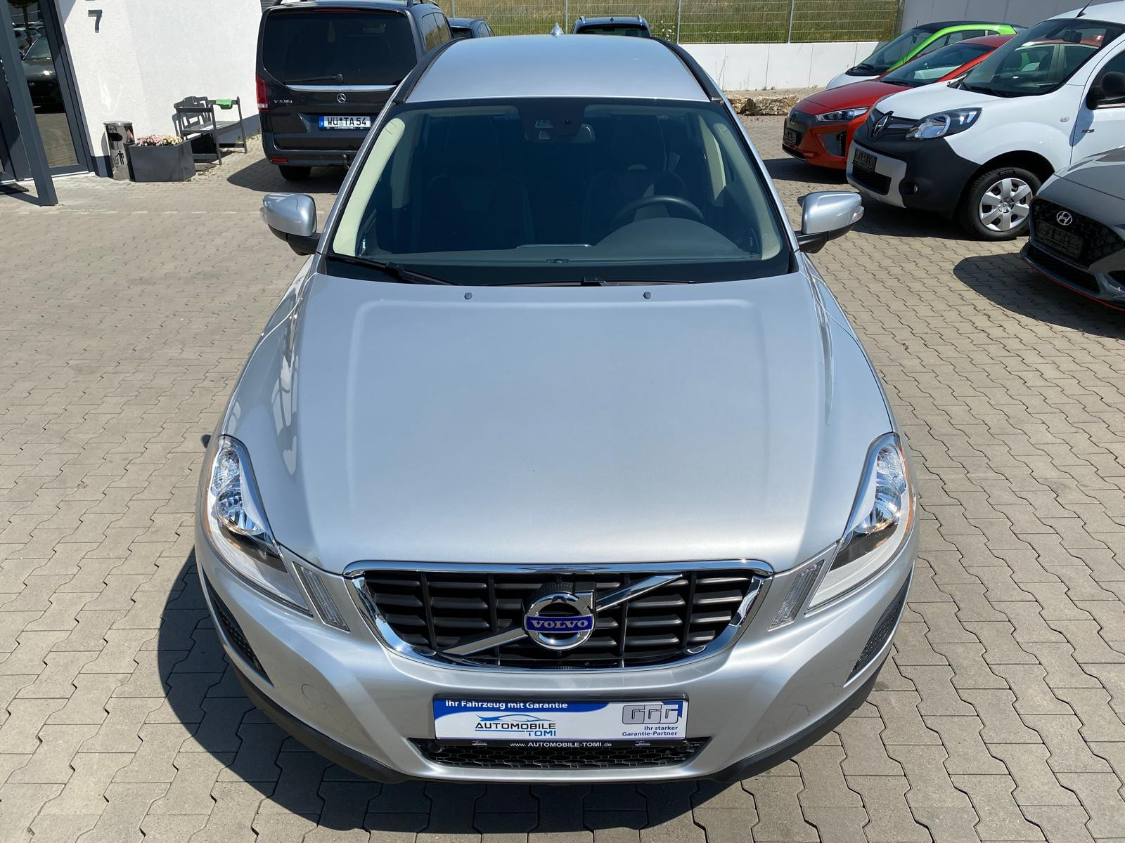 Volvo XC60 Momentum 2WD/SERVICE+ZAHN:RIEM.+TÜV NEU/ Momentum 2WD/SERVICE+ZAHN:RIEM.+TÜV NEU/ - Bild 6