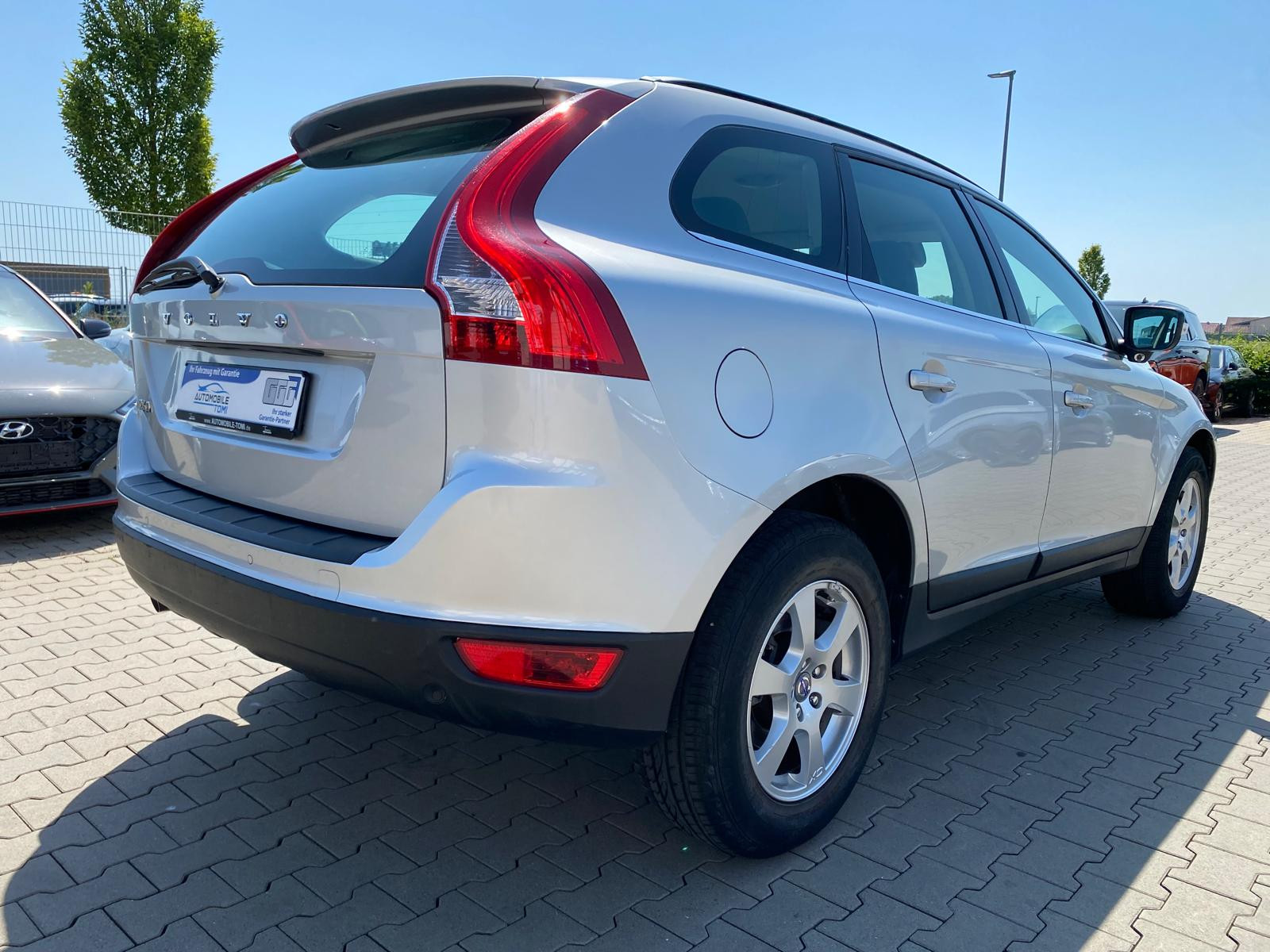 Volvo XC60 Momentum 2WD/SERVICE+ZAHN:RIEM.+TÜV NEU/ Momentum 2WD/SERVICE+ZAHN:RIEM.+TÜV NEU/ - Bild 8
