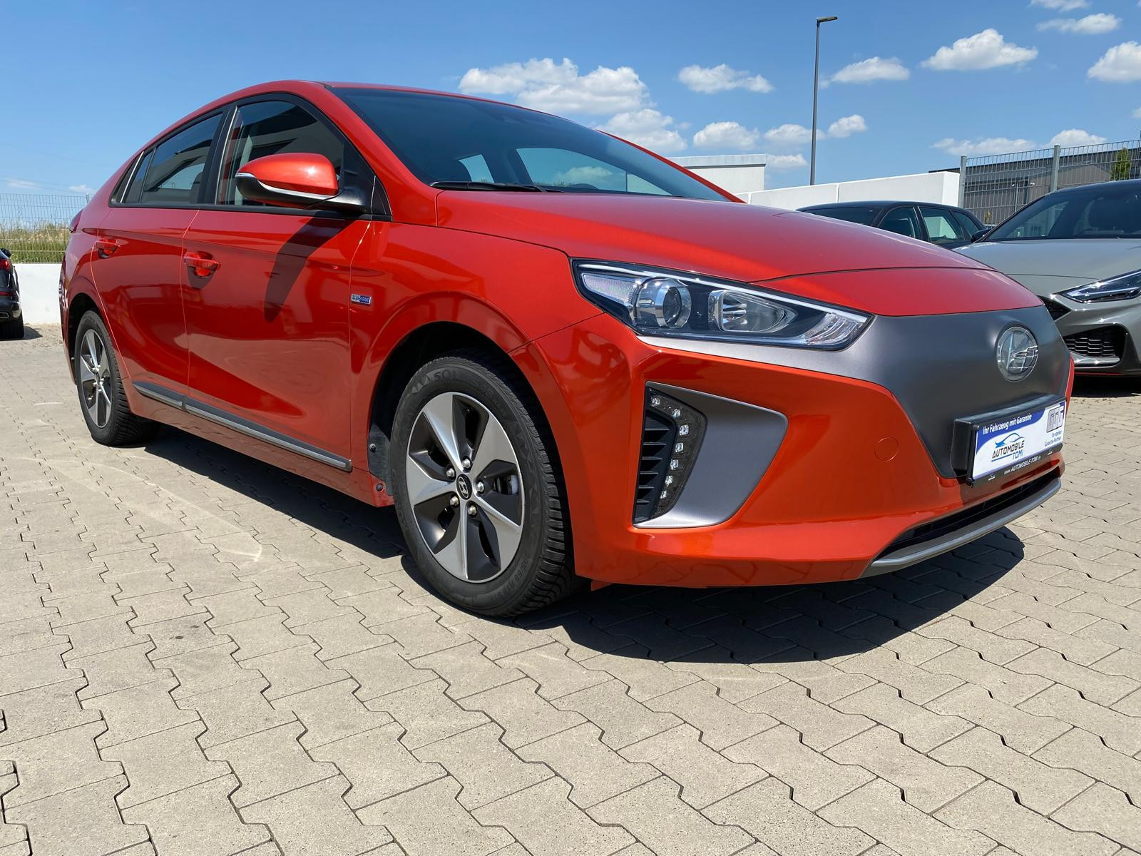 Hyundai Ioniq Trend Elektro/NAVI/DAB/R-KAM/NEU SERVICE Trend Elektro/NAVI/DAB/R-KAM/NEU SERVICE - Bild 9