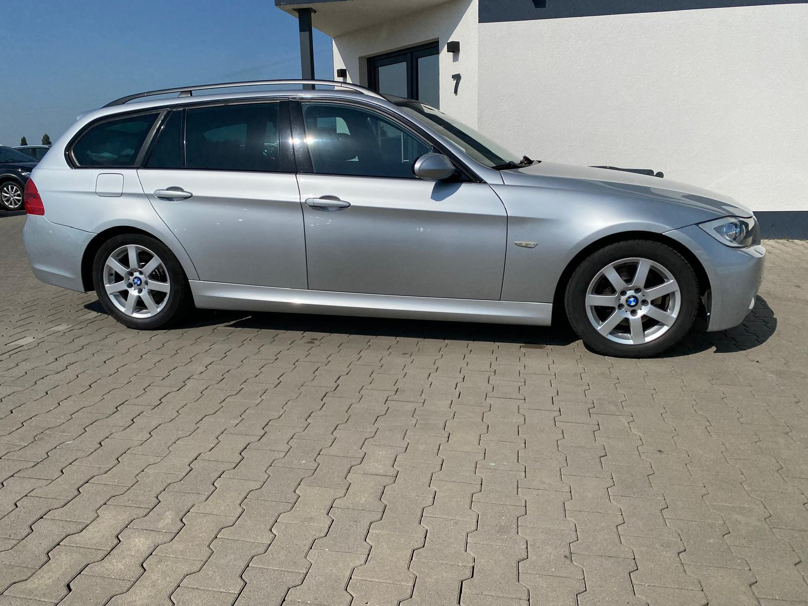 BMW 318 M-Paket M-Paket - Bild 4