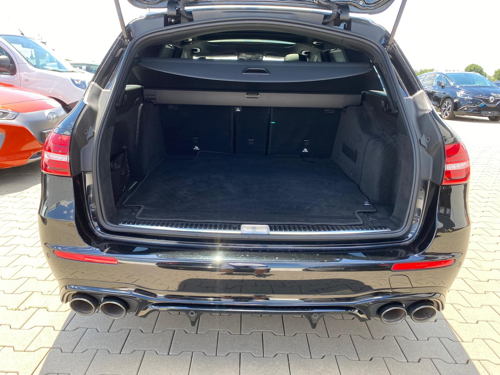 Mercedes-Benz E 53 AMG  4Matic+ /360 Kam/PANO/AMG Dynamic-Plus-Paket 4Matic+ /360 Kam/PANO/AMG Dynamic-Plus-Paket - Bild 12