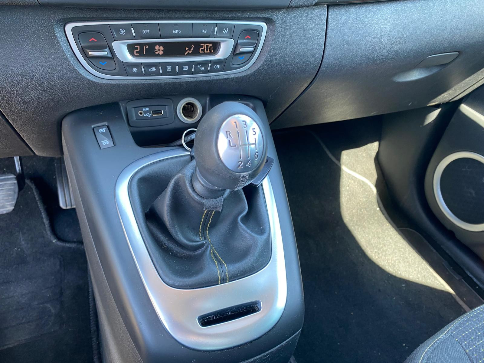 Renault Scenic Dynamique/NAVI/PANO Dynamique/NAVI/PANO - Bild 14