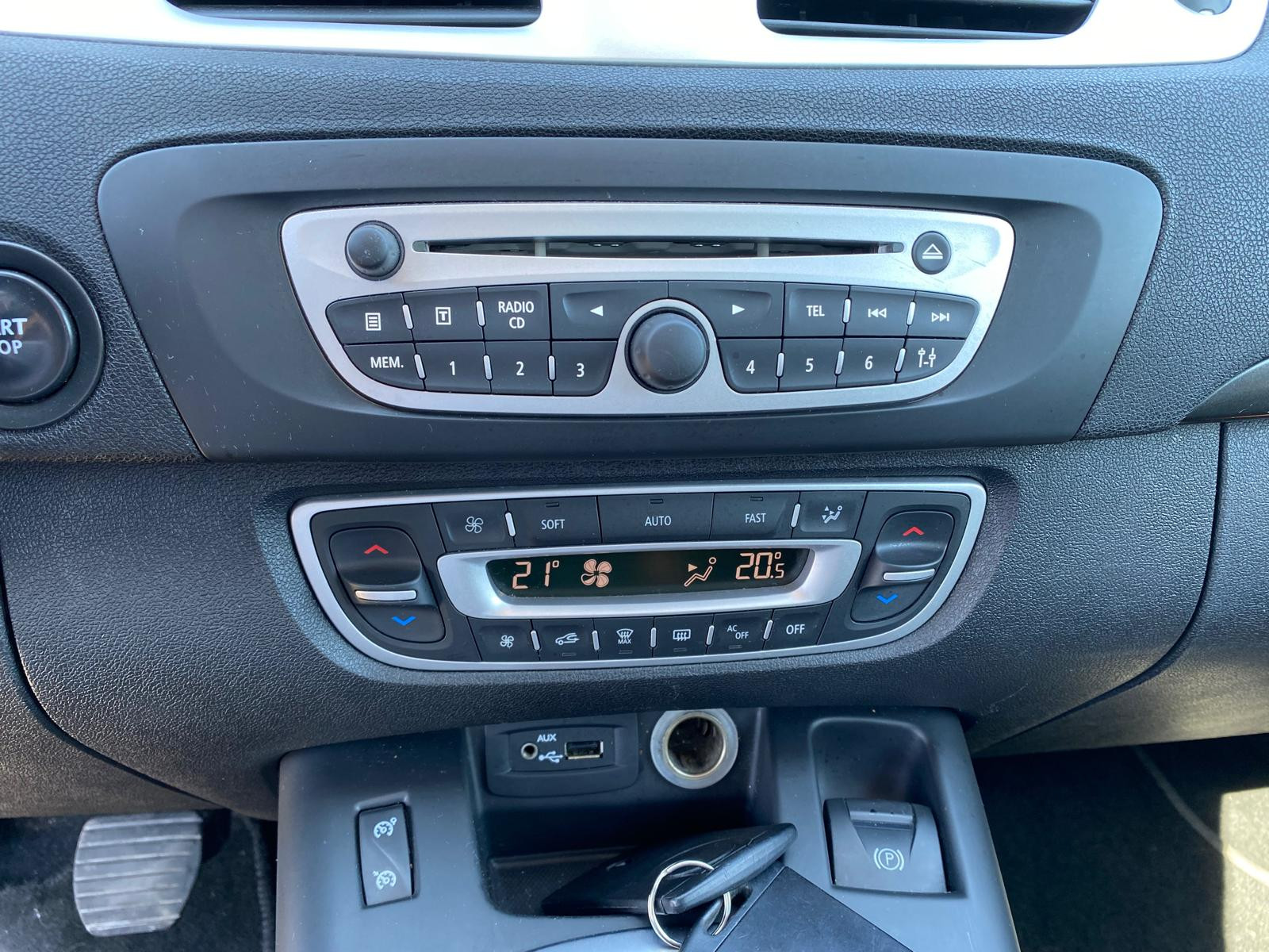 Renault Scenic Dynamique/NAVI/PANO Dynamique/NAVI/PANO - Bild 15