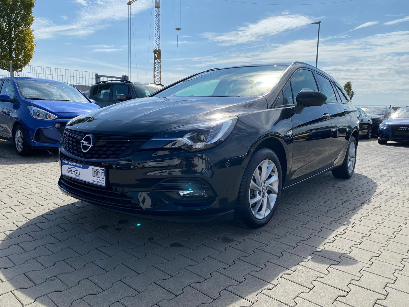 Opel Astra Ultimate Start/Stop/NAVI/R-KAM/LED Ultimate Start/Stop/NAVI/R-KAM/LED - Bild 1