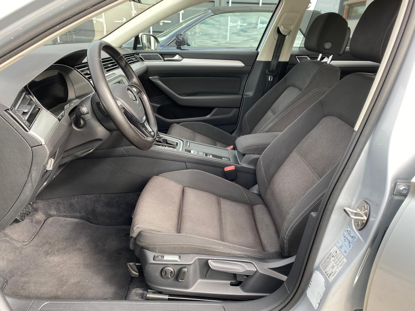 VW Passat Comfortline 4Motion BMT/Virt.Tacho/NAVI/ Comfortline 4Motion BMT/Virt.Tacho/NAVI/ - Bild 11