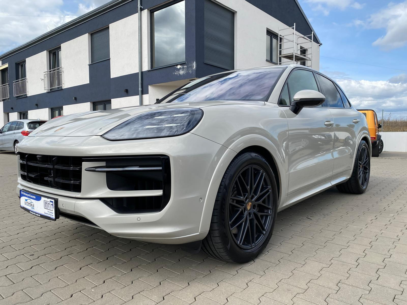 Porsche Cayenne GTS/Dt.Fahrz./Garantie/Matrix-LED/Burmester/StHz GTS/Dt.Fahrz./Garantie/Matrix-LED/Burmester/StHz - Bild 1