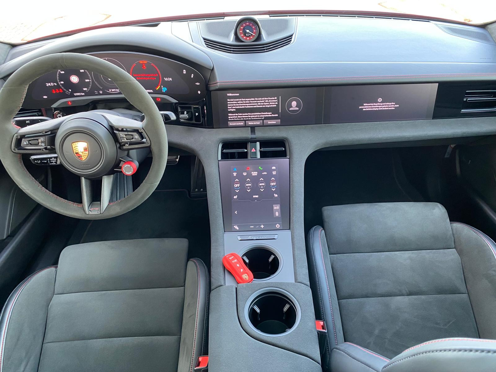 Porsche Taycan GTS/Approved Garantie/Head-Up BOSE/Chrono GTS/Approved Garantie/Head-Up BOSE/Chrono - Bild 2