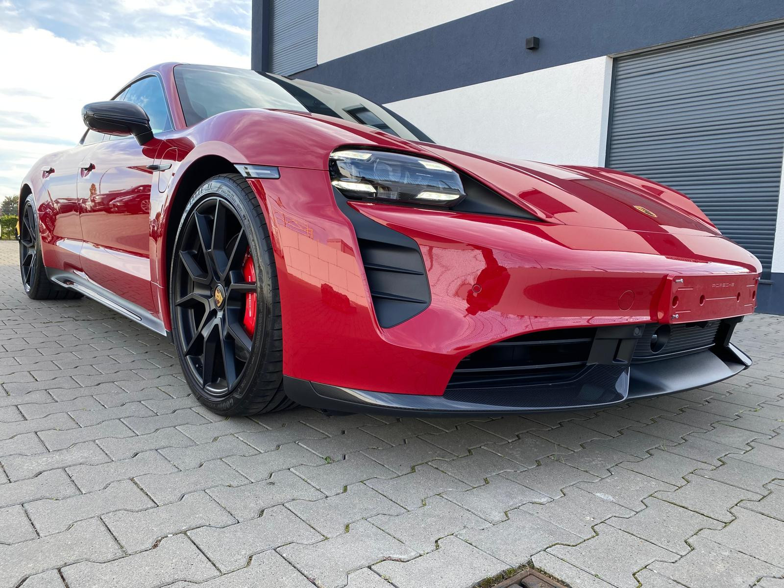 Porsche Taycan GTS/Approved Garantie/Head-Up BOSE/Chrono GTS/Approved Garantie/Head-Up BOSE/Chrono - Bild 4