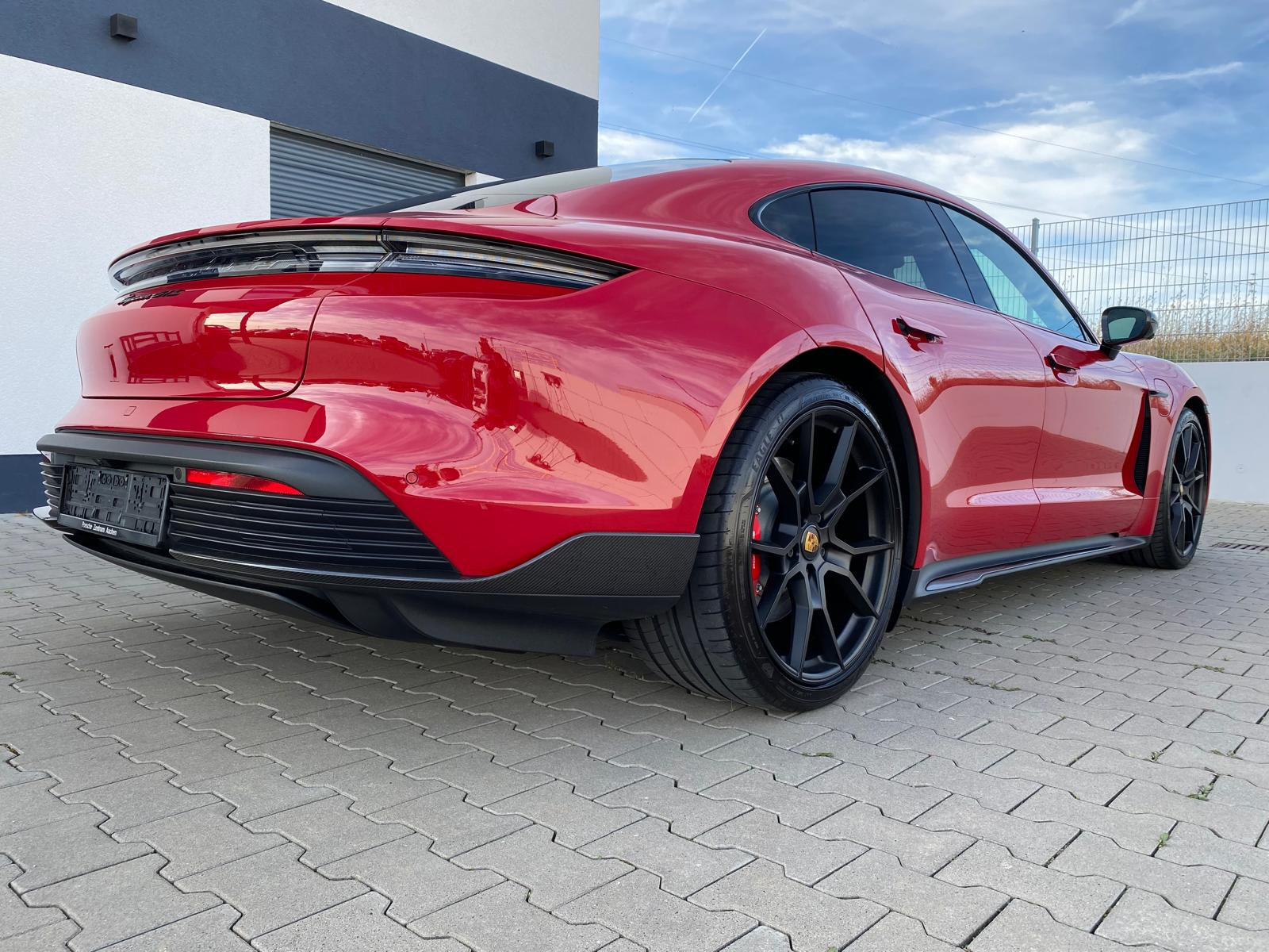 Porsche Taycan GTS/Approved Garantie/Head-Up BOSE/Chrono GTS/Approved Garantie/Head-Up BOSE/Chrono - Bild 5