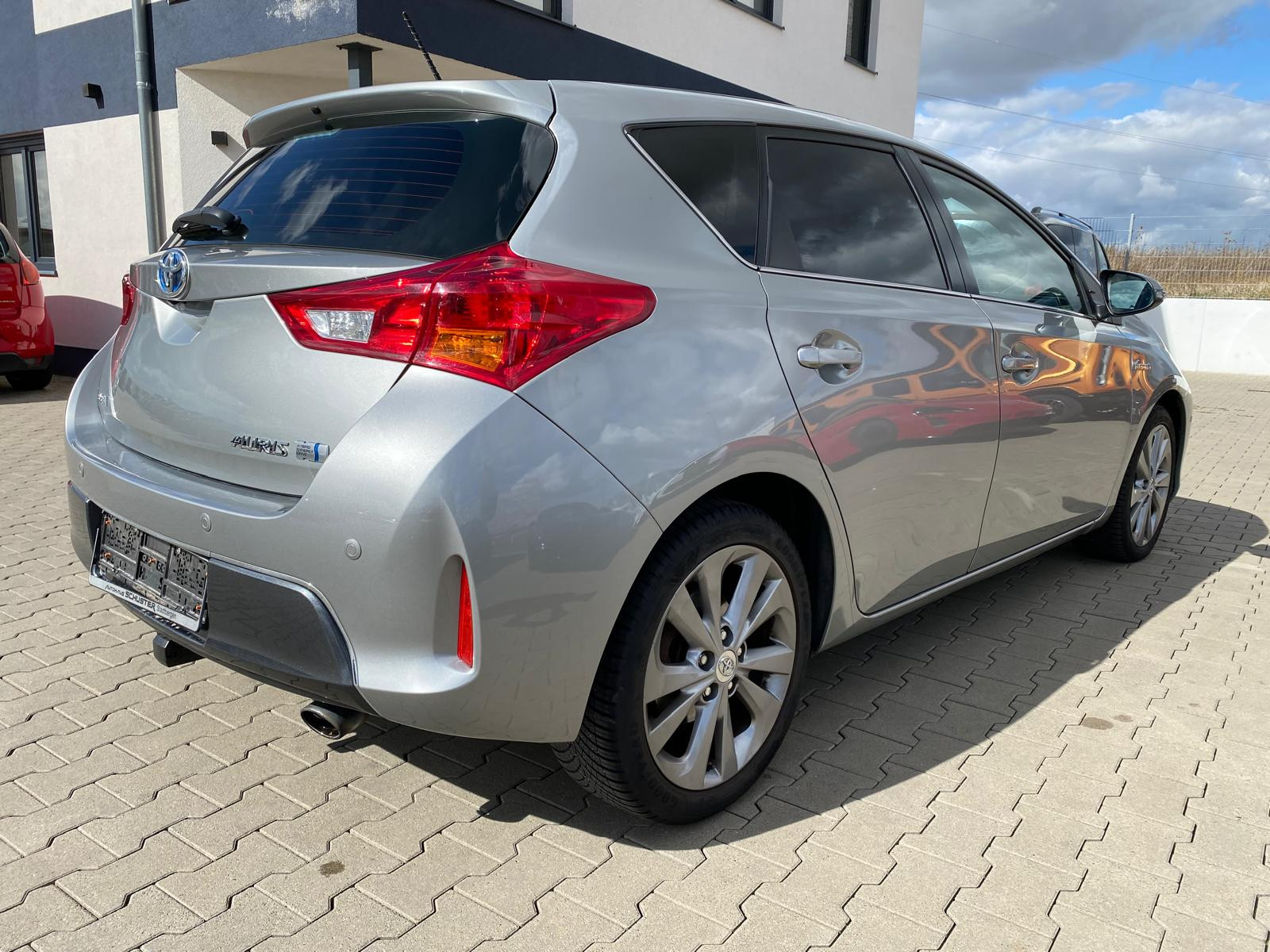 Toyota Auris Hybrid Executive/NAVI/R-KAM Hybrid Executive/NAVI/R-KAM - Bild 6