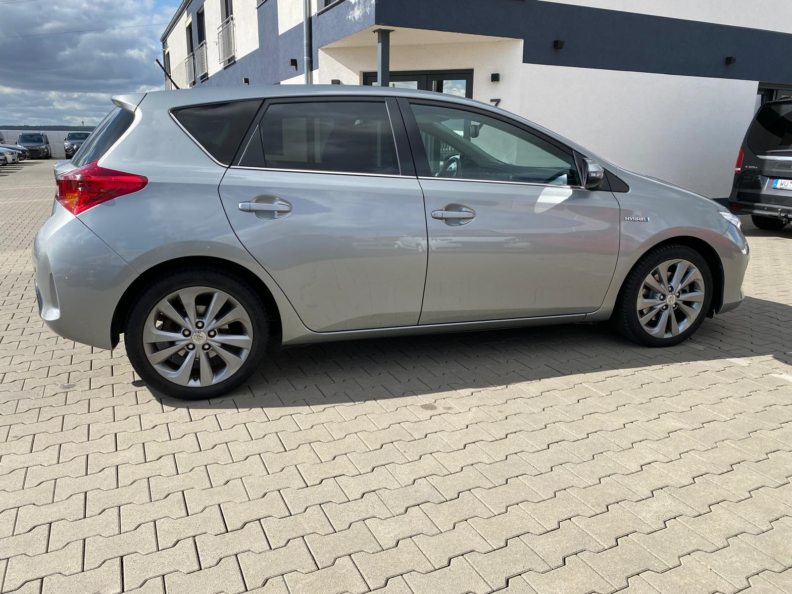 Toyota Auris Hybrid Executive/NAVI/R-KAM Hybrid Executive/NAVI/R-KAM - Bild 9
